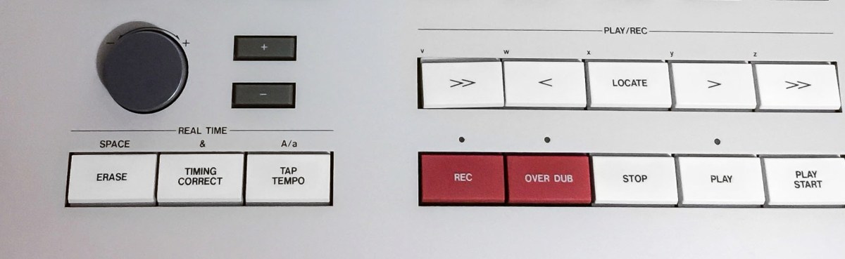 Akai ASQ-10 – the pad-less MPC – The Introvert